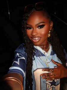 Mandy Kiss Biography